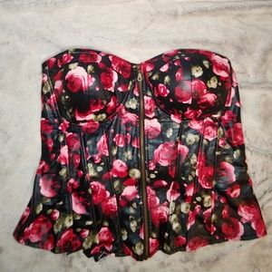 Torrid Size 2 Zip Front Corset